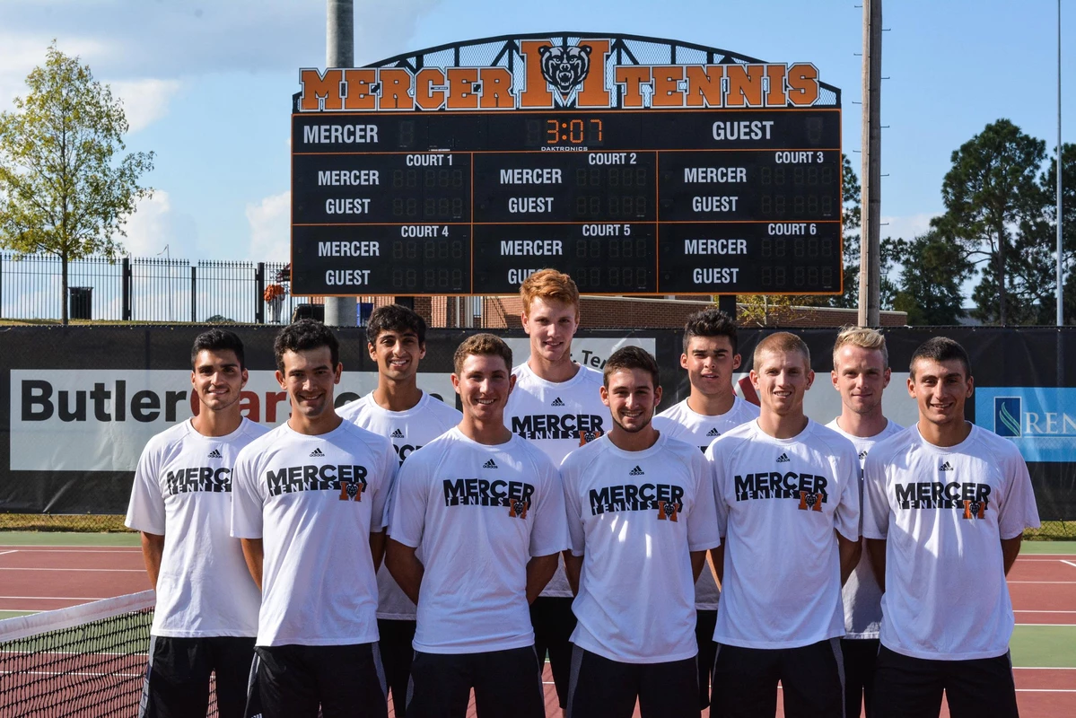 2016-17 Mercer Men's Tennis Team Photo