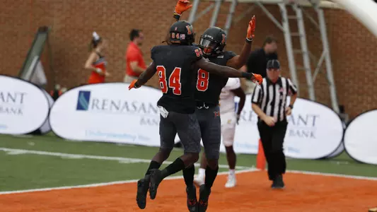 Avery Ward, Marquise Irvin