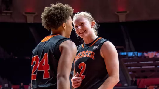 Kahlia Lawrence & Amanda Thompson vs. Illinois
