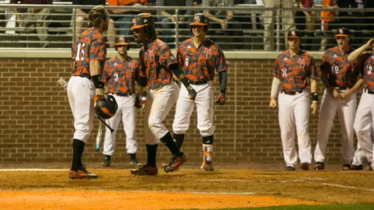 Alex Hanson vs. Georgia