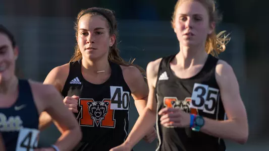 Anna Grzeszczak at Yellow Jacket Invitational