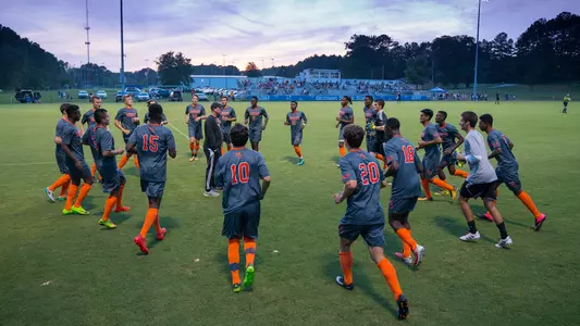 Mens Soccer Huddle 08252017