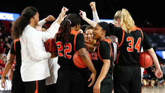 WBB Team Huddle at UGA