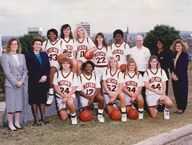 1991-92 WBB Team Photo