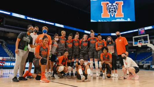 WBB Team at NCAAs 2021
