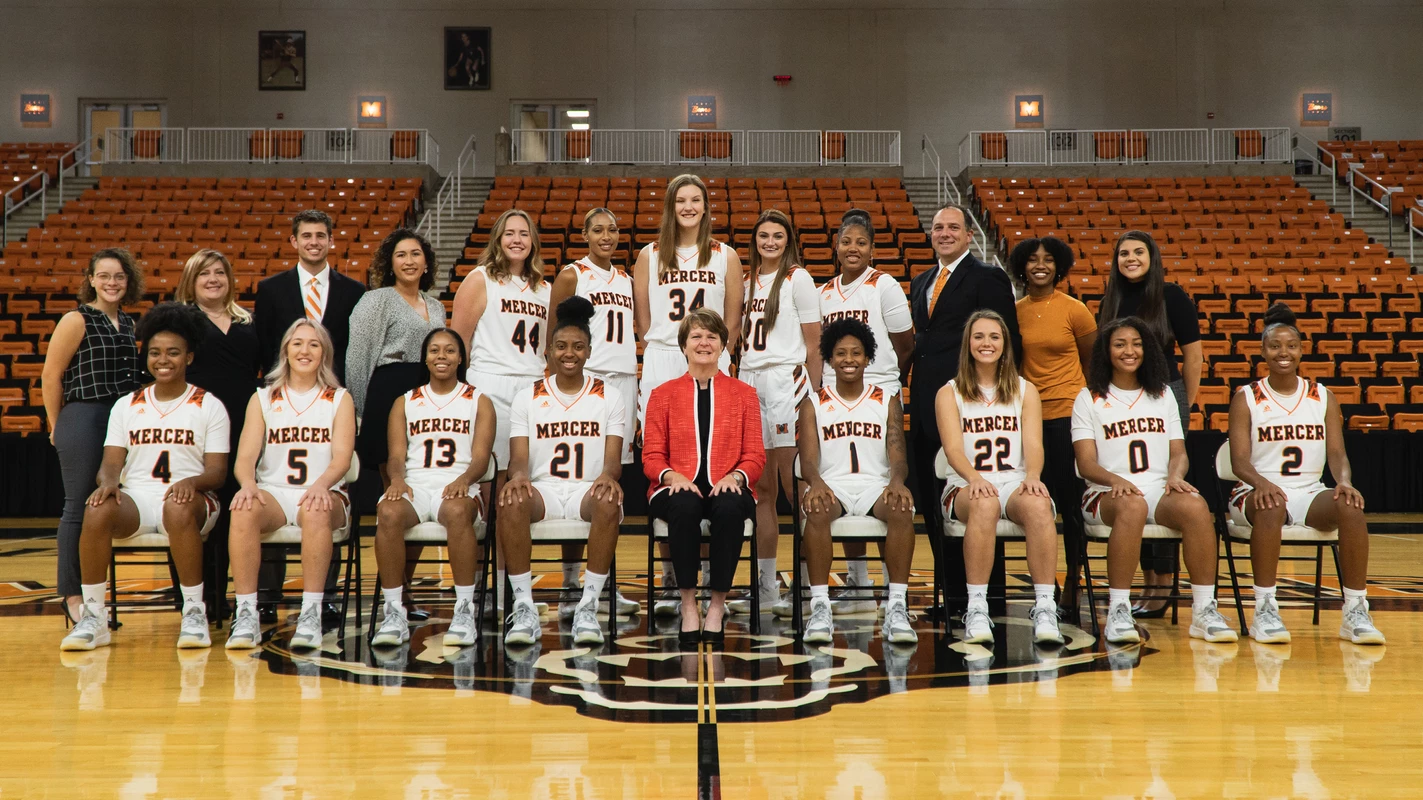 WBB Team Photo 2020-21