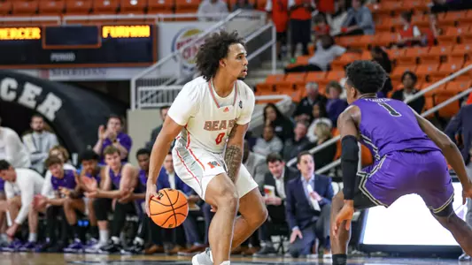 Jah Quinones dribbling