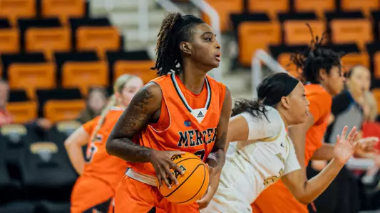 Brittany Reeves dribbling