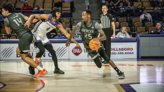 Shawn Walker Jr. dribbling