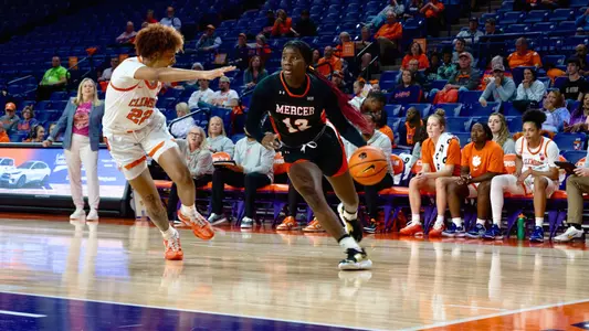 Cianté Downs dribble vs Clemson