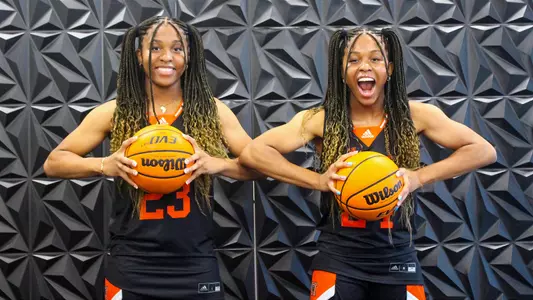 Utomi Twins Recruit pictures