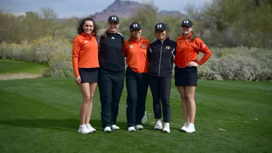 Women's golf team in Arizona