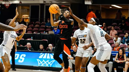 Amoria going up for layup