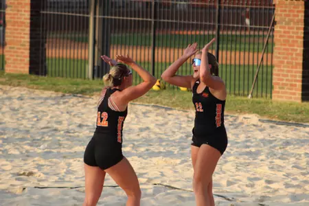 Alyssa and Kathryn