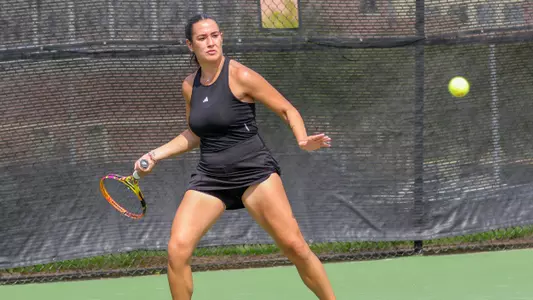 Camilla Ciaccia hitting a forehand shot