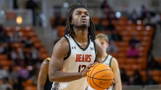 Daniel Thomas free throw