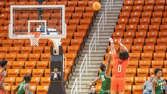 Jah Quinones jumper