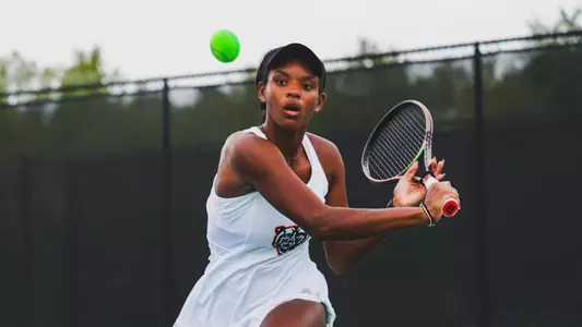 Kennedi Jones action shot