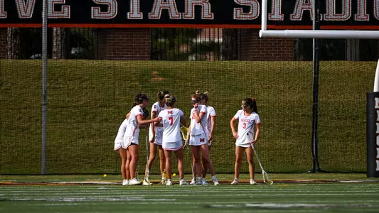 Wlax team huddle