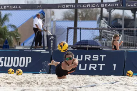 Bears Split Pair On Day One Of Palmetto Invitational Image