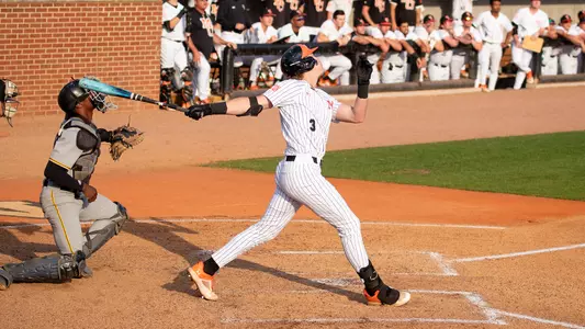 Ty Dalley batting