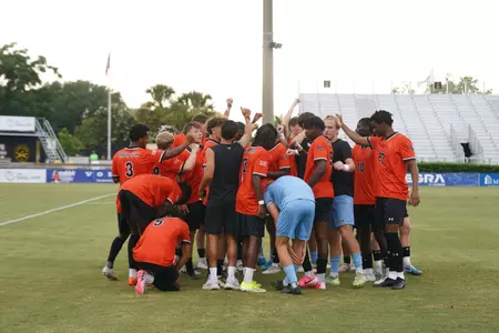 team huddle before game
