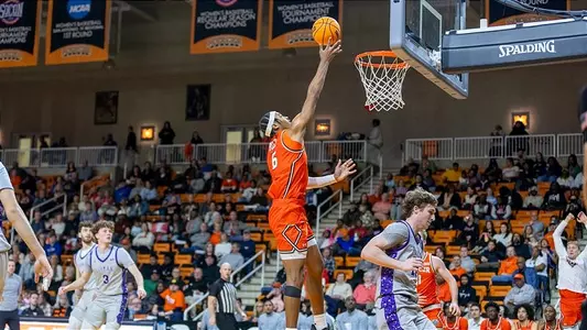 Alex Holt layup vs Furman