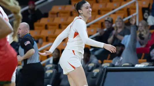 Elena Cabello 12.14.25