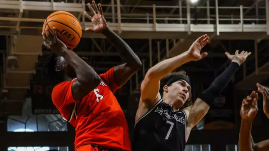 Baraka Okojie Layup vs. Lipscomb