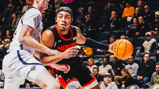 Alex dribbling at Chattanooga