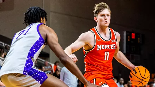 Brady Shoulders vs Furman