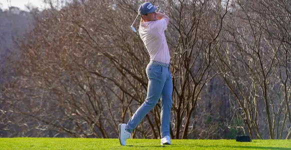 Nathan Trodd practice tee shot