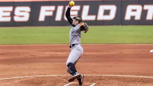 Gabby Ellis 03.07.25