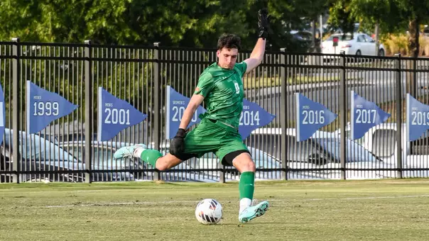 Michael Roth vs College of Charleston
