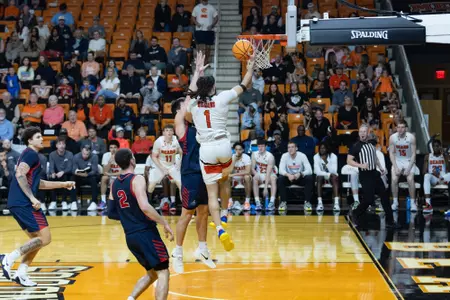 Zaire layup vs Samford