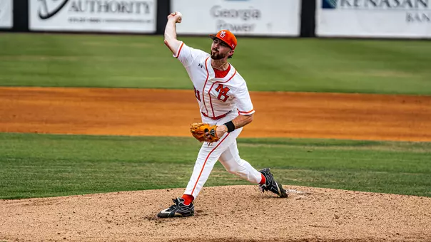 Miguel Hugas vs Wofford