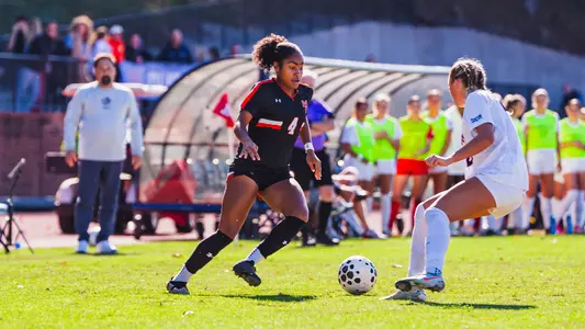 Kelsie Henton dribble vs Samford