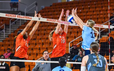Block 50/50 Taylor and Bella? Recap 9.26 vs. The Citadel
