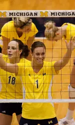 Juliana Paz (L) and Veronica Rood