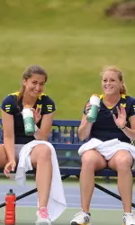 Emina Bektas (L) and Brooke Bolender