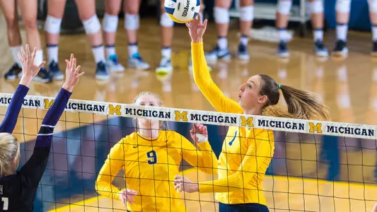 Claire Kieffer-Wright (1) and MacKenzi Welsh