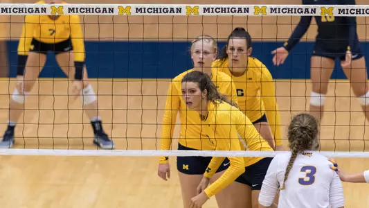 Front to back: Abby Cole, MacKenzi Welsh, Cori Crocker