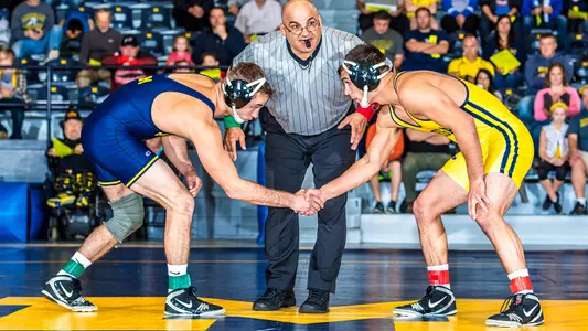 wrestling intrasquad dual handshake
