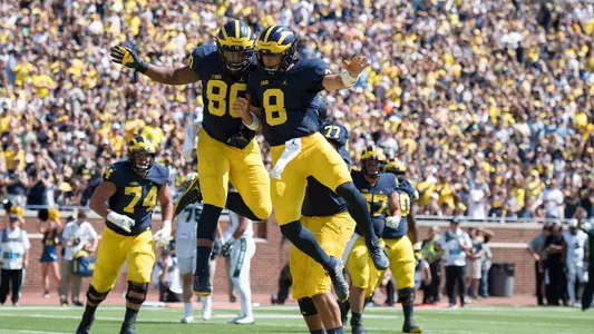 Khalid Hill (80) and John O'Korn