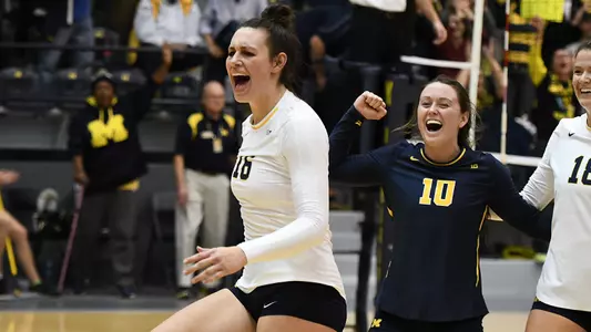 Cori Crocker (16) and Jenna Lerg