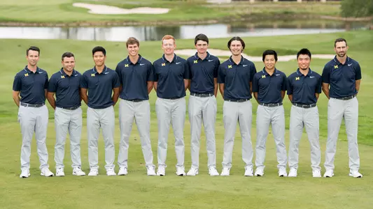 Men's Golf 2017-18 Team Photo
