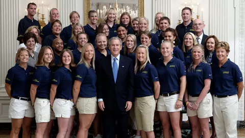 2005 Softball Team at White House