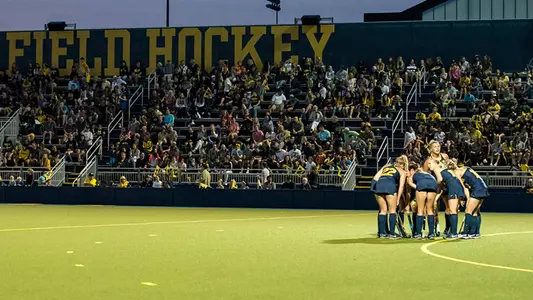 Field Hockey Huddle Generic