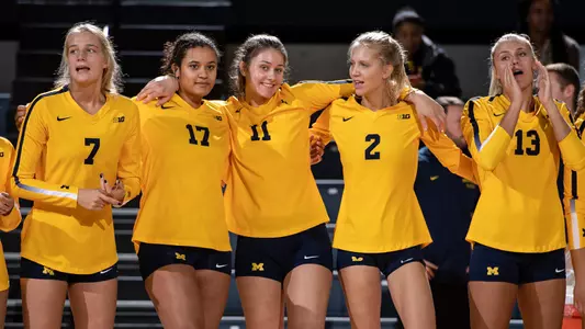 Volleyball Team Huddle Generic