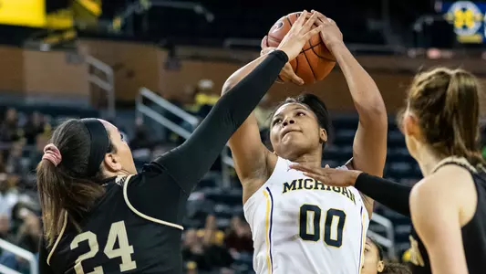 Naz Hillmon